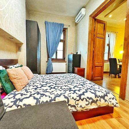 Ultra Central Apartment / 10 Ppl Будапешт Экстерьер фото